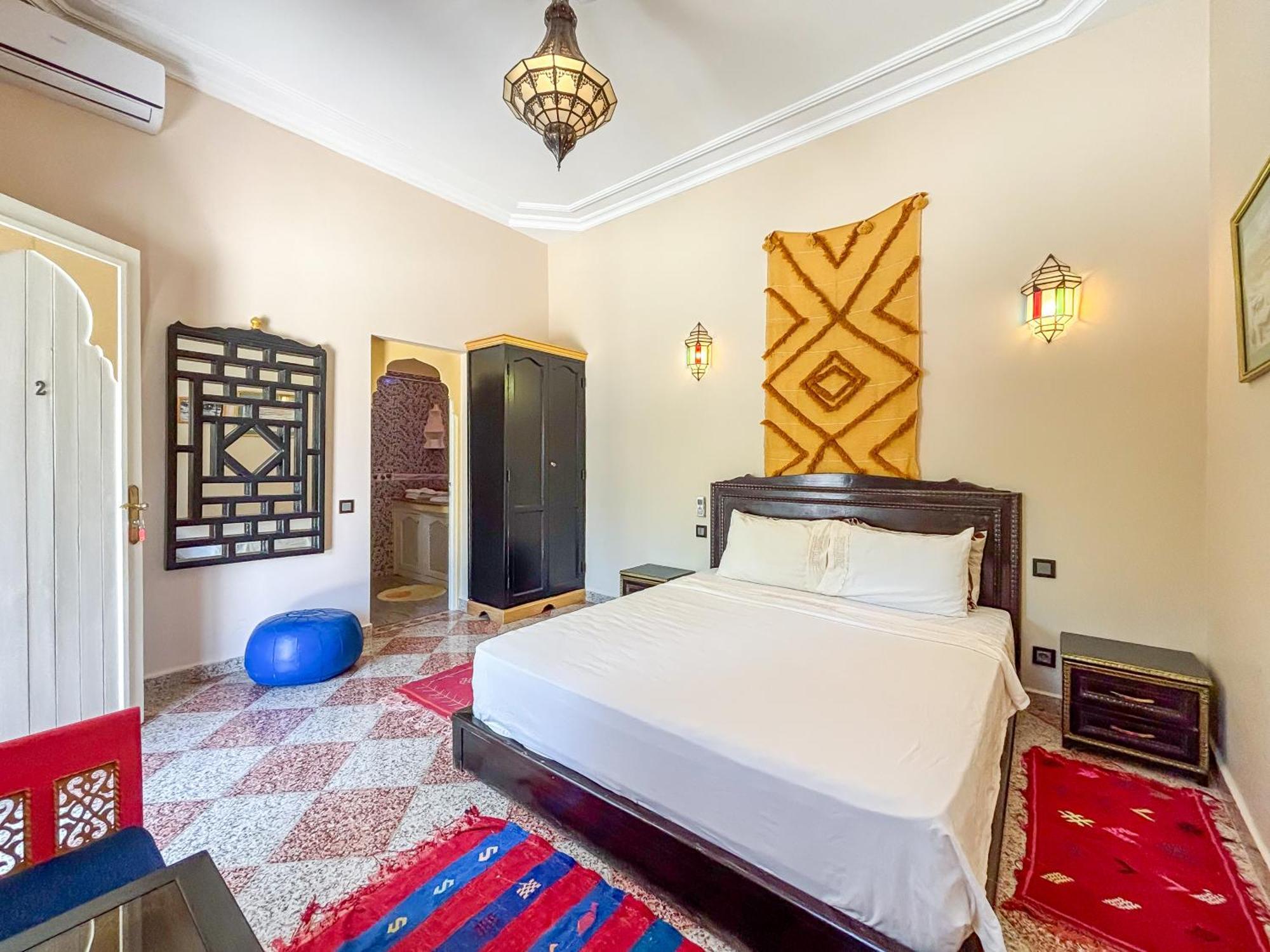 Le Bleu House Bed & Breakfast Sidi Abdallah Ghiat Bagian luar foto