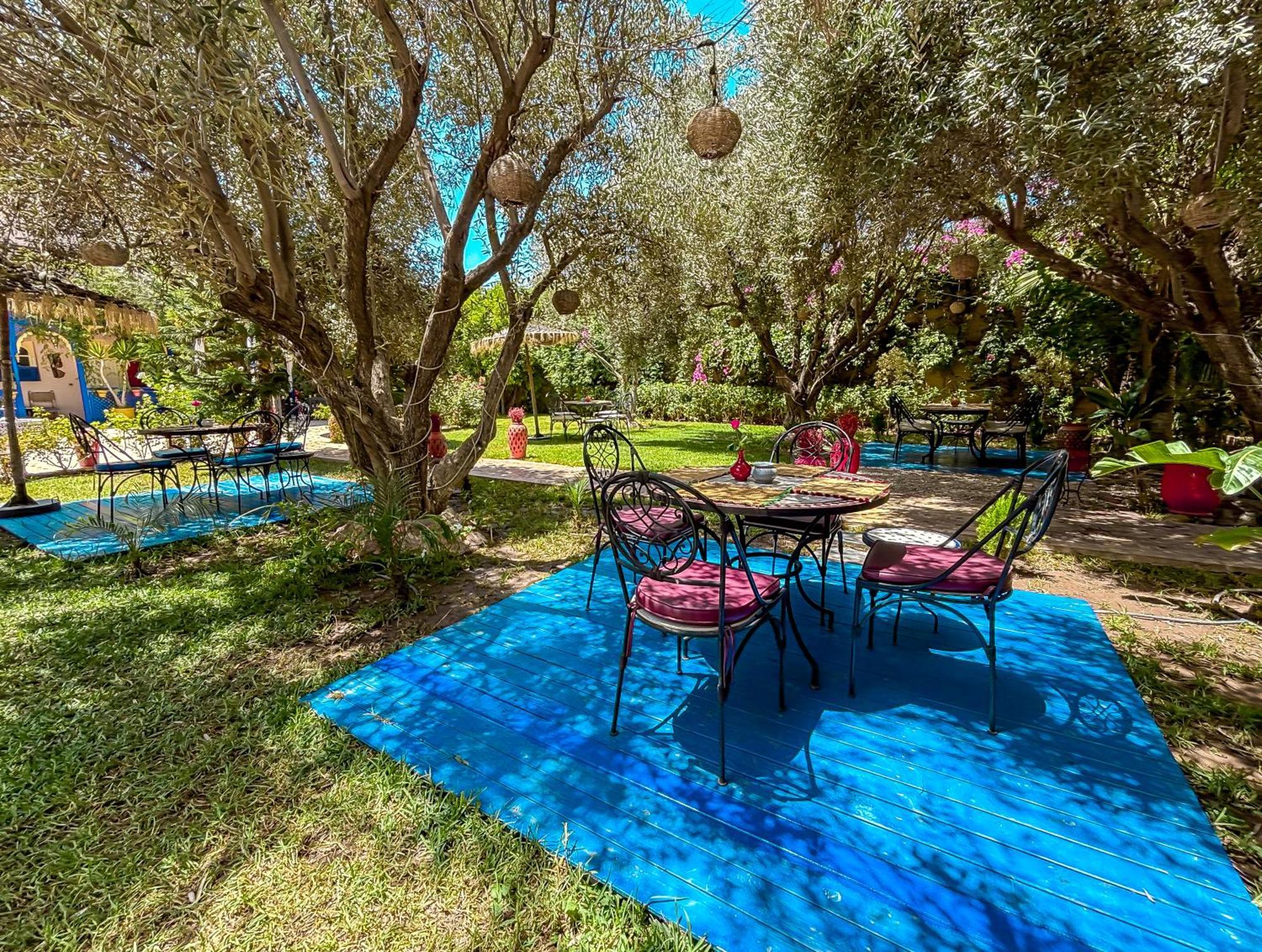 Le Bleu House Bed & Breakfast Sidi Abdallah Ghiat Bagian luar foto