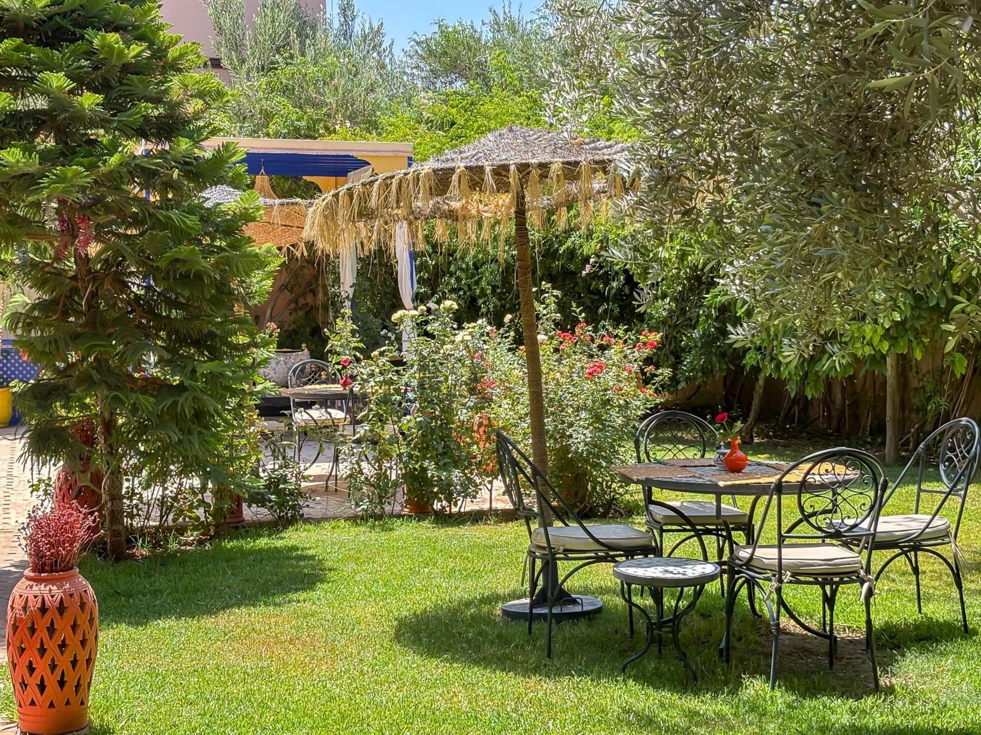 Le Bleu House Bed & Breakfast Sidi Abdallah Ghiat Bagian luar foto